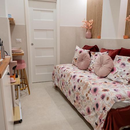 Bed and Breakfast Palazzo Nicolaus Del Lungomare Bari Exteriér fotografie